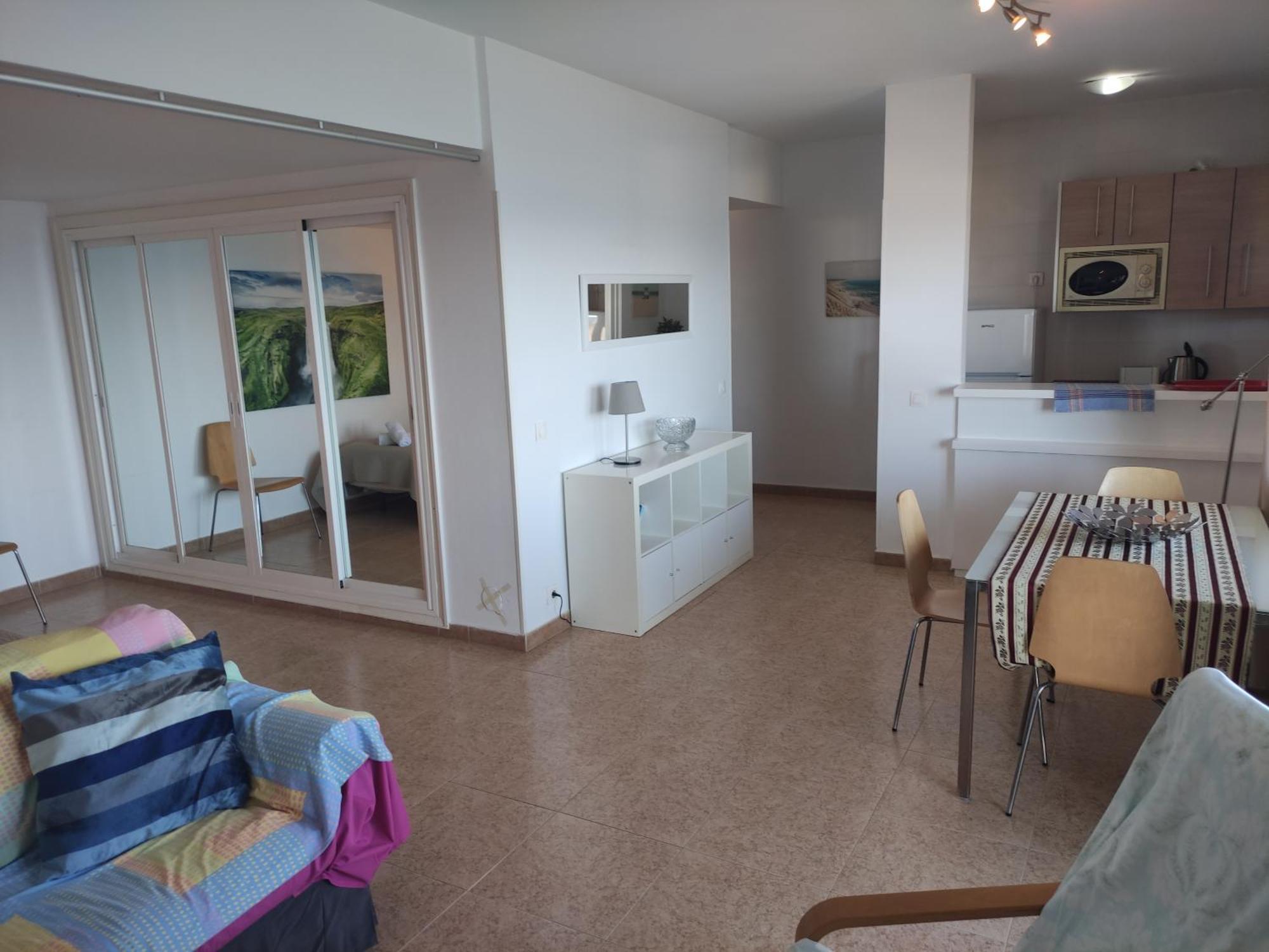In First Line Apto 6-6 Apartamento *