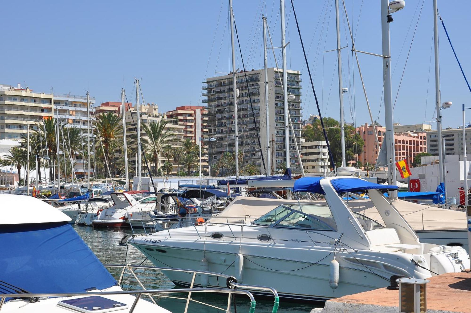 Apartamento In First Line Apto 6-6